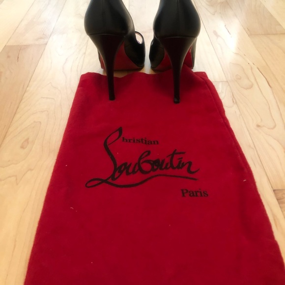 Black peeptoe Christian Louboutin pumps - Picture 3 of 4